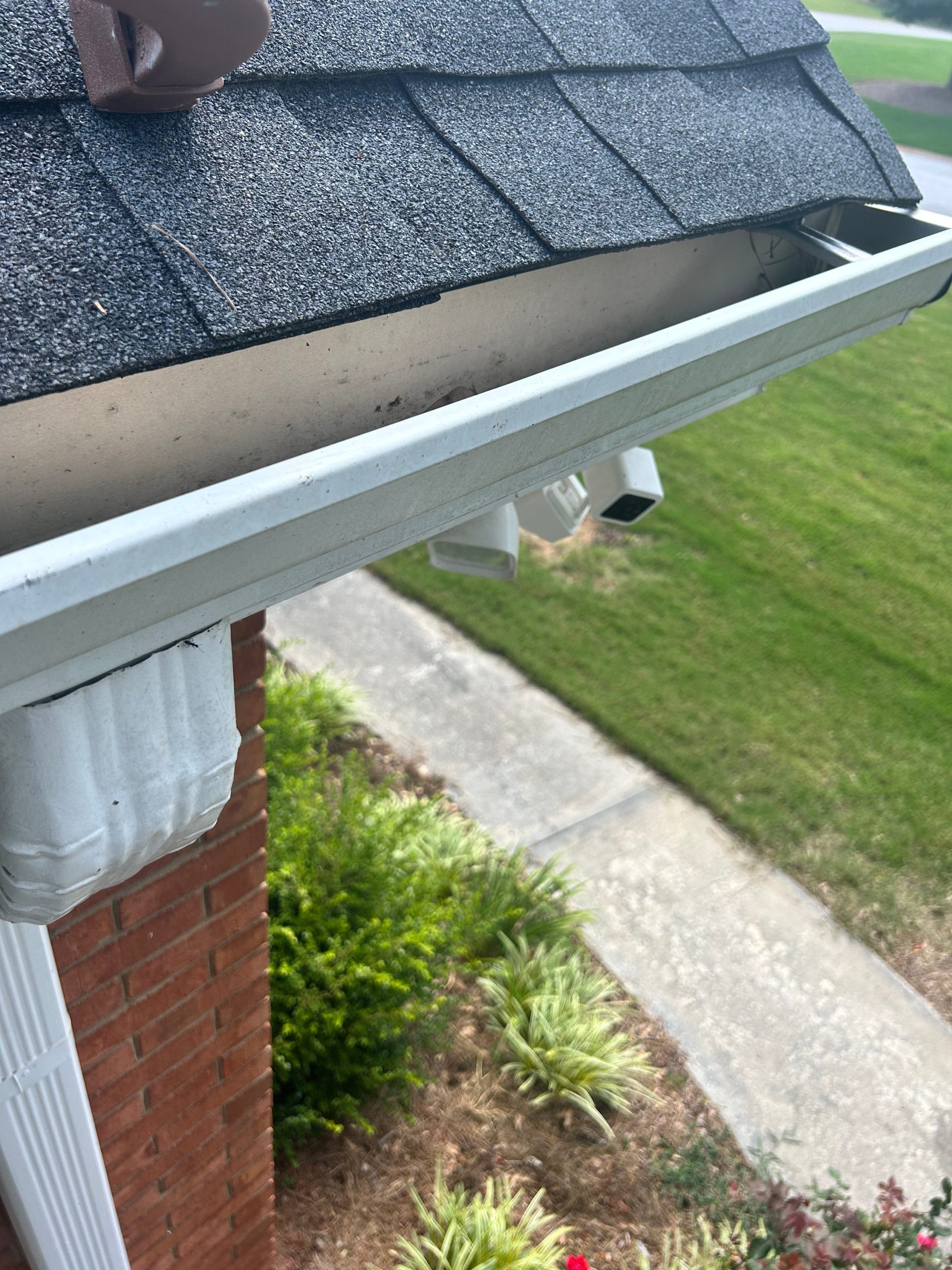 A clean gutter from Craig in Indianapolis