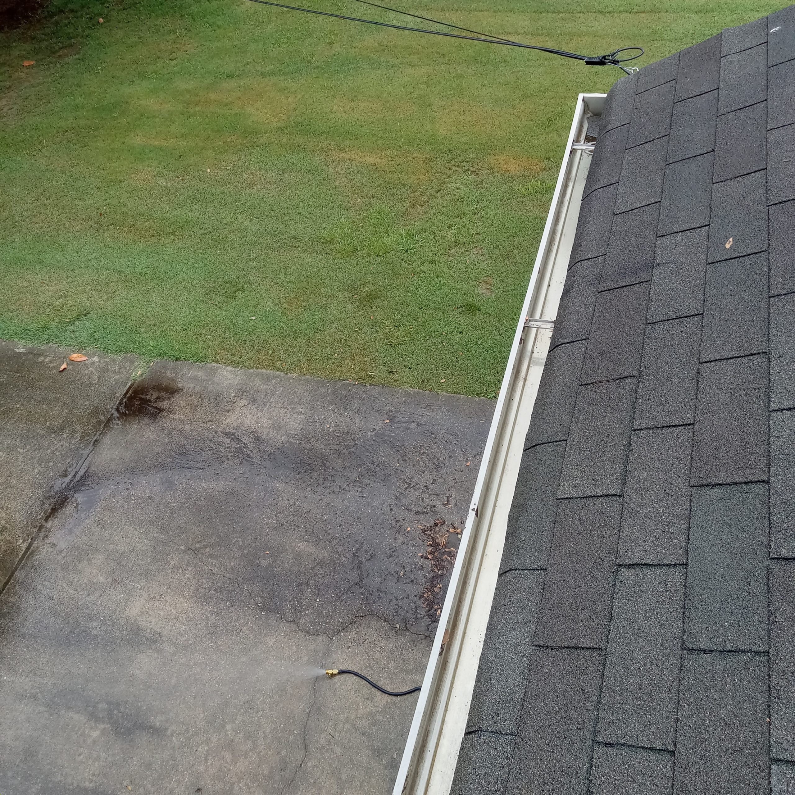 Best Gutter Cleaners in Kansas City, MO