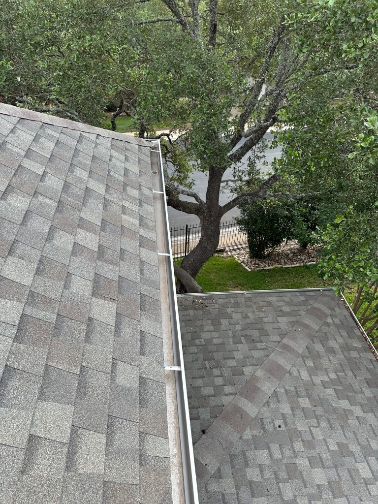 Completed Gutter Cleaning in Cincinnati, OH for Juan's Home