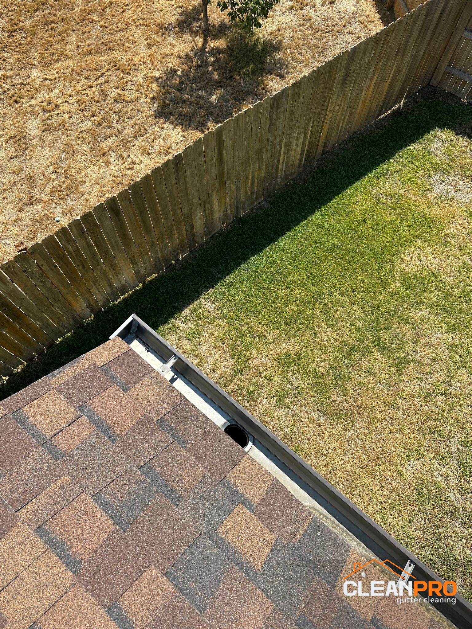 Gutter Cleaning in Richmond for Cassi Home