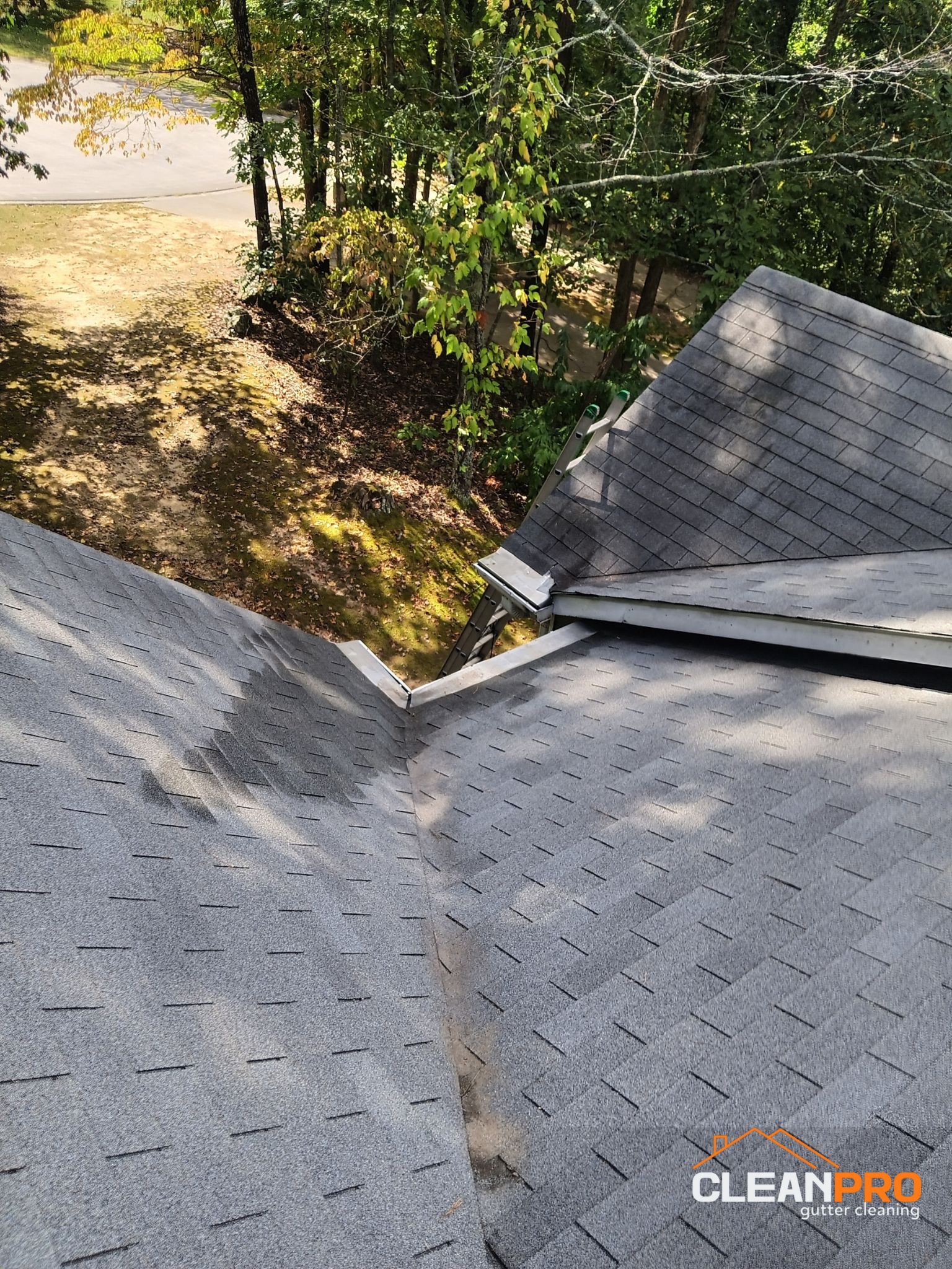 Best Gutter Cleaning Service in Pittsburgh