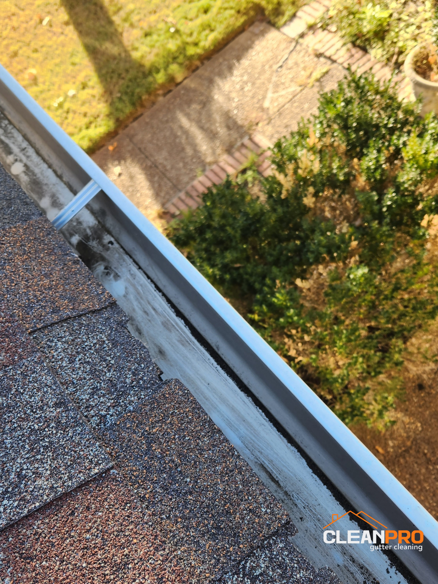 Local Gutter Cleaning in Chattanooga