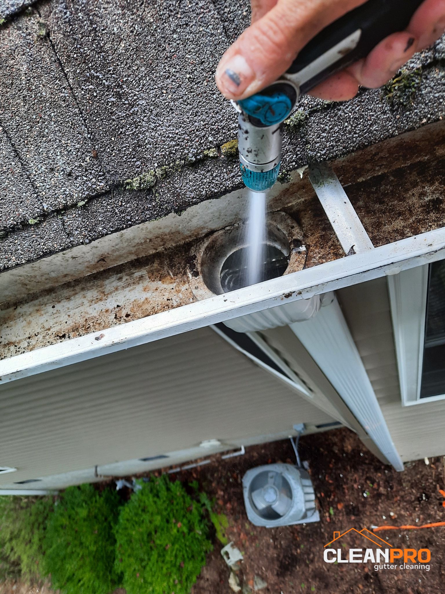 Professional Greenville Gutter Cleaners