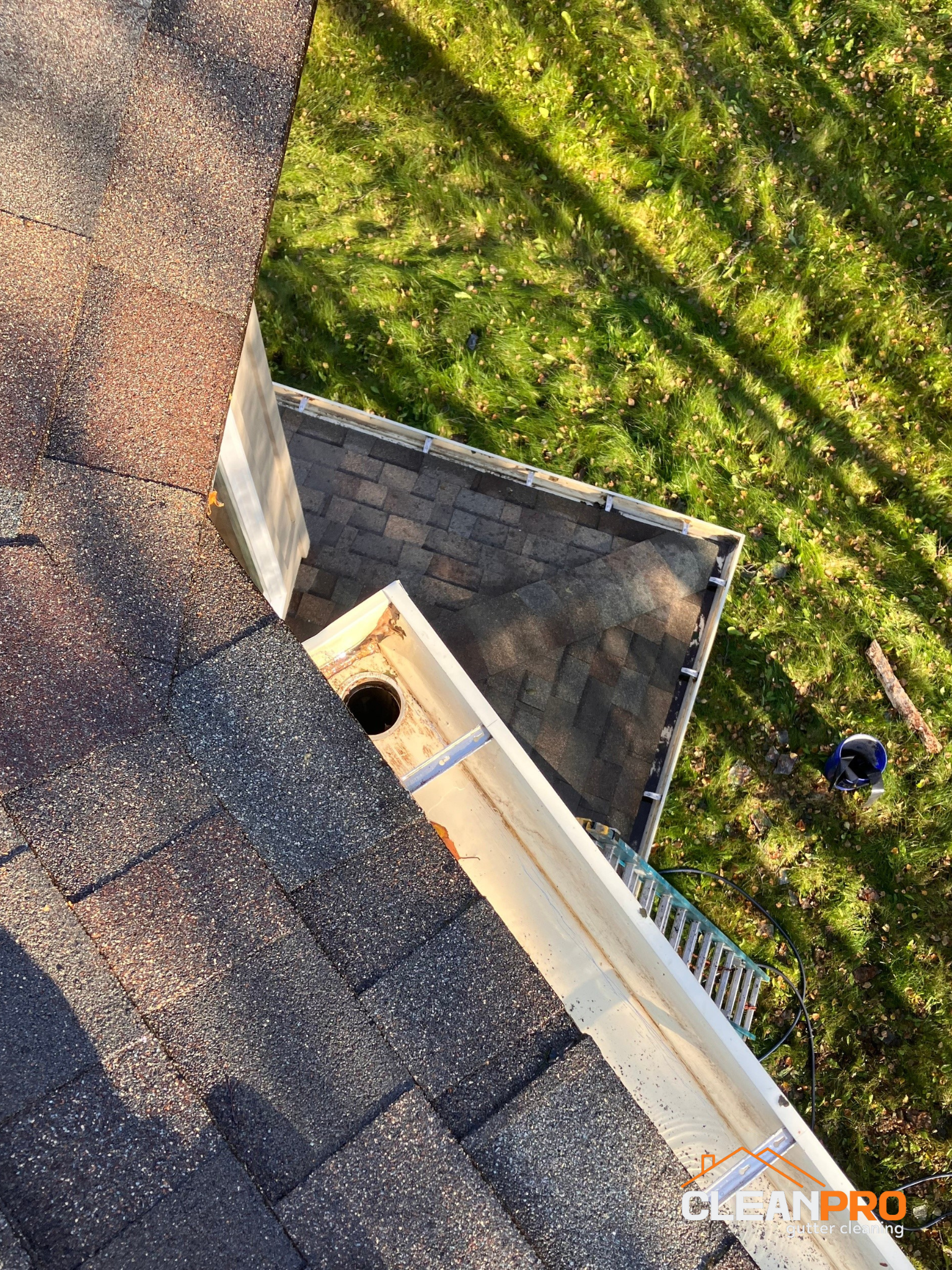 Professional Gutter Cleaning Service in Kansas City