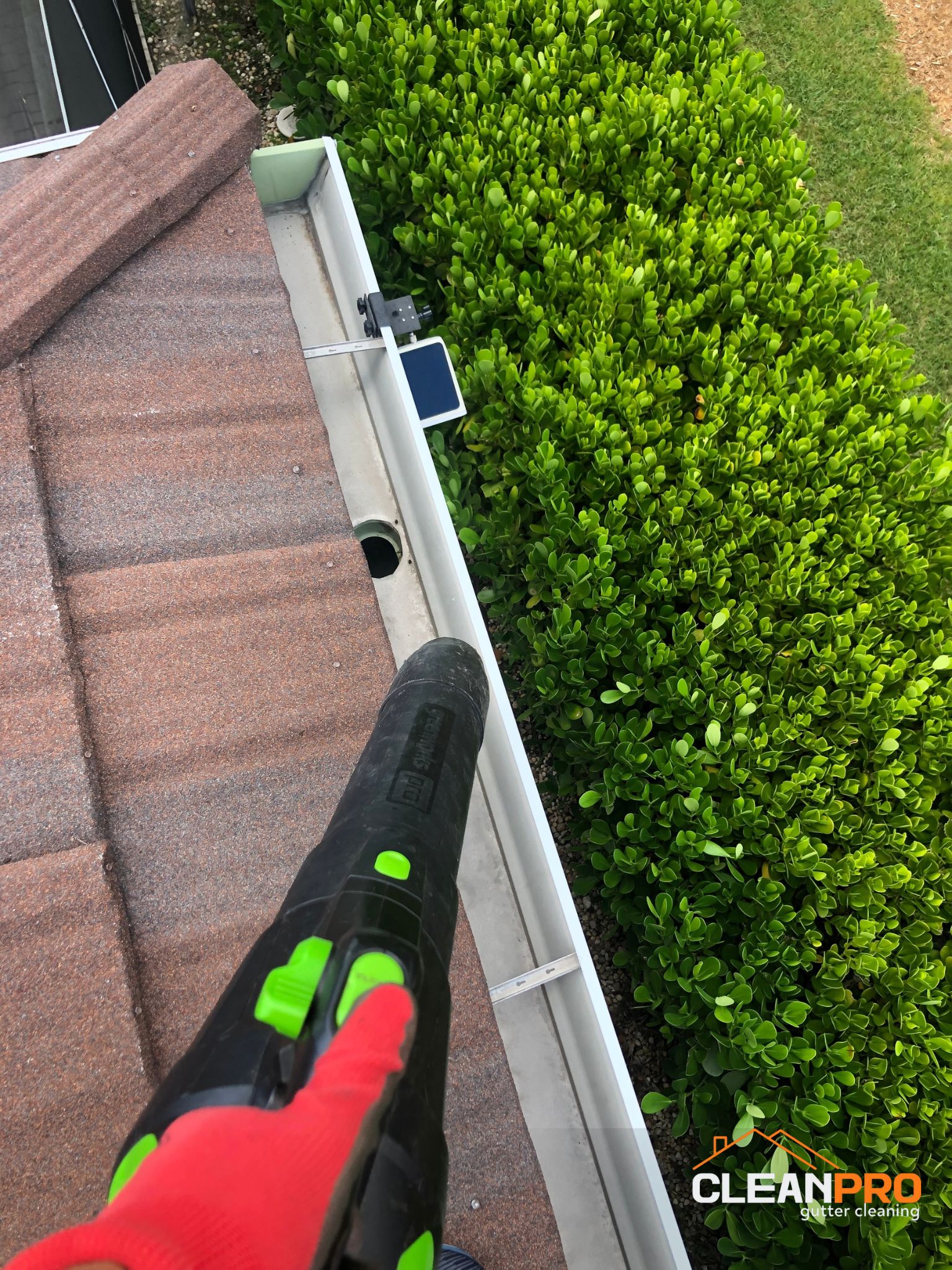 Professional Orlando Gutter Cleaners