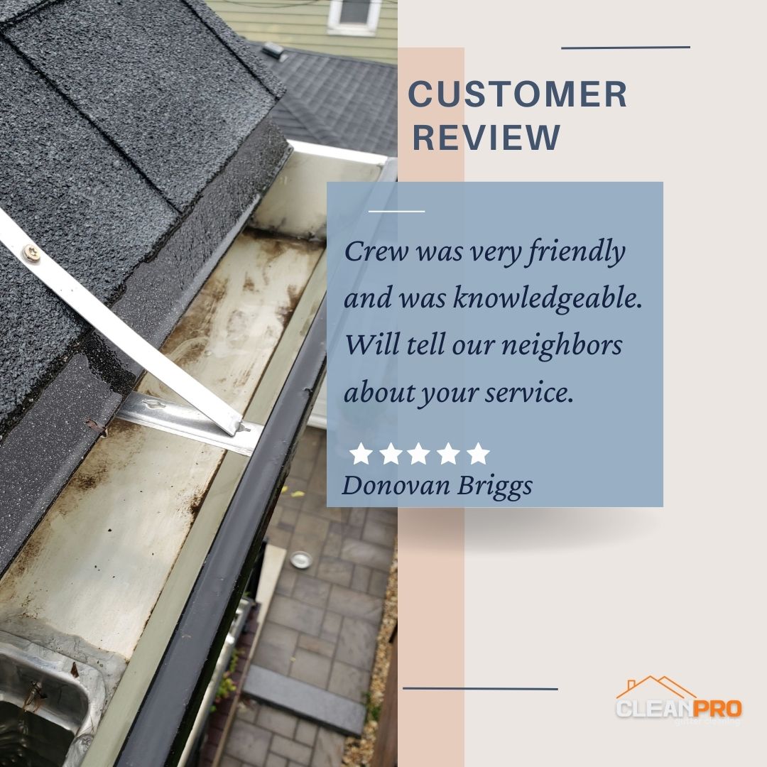 Donovan in Columbus, OH gives us a 5 star review for a recent gutter cleaning service.