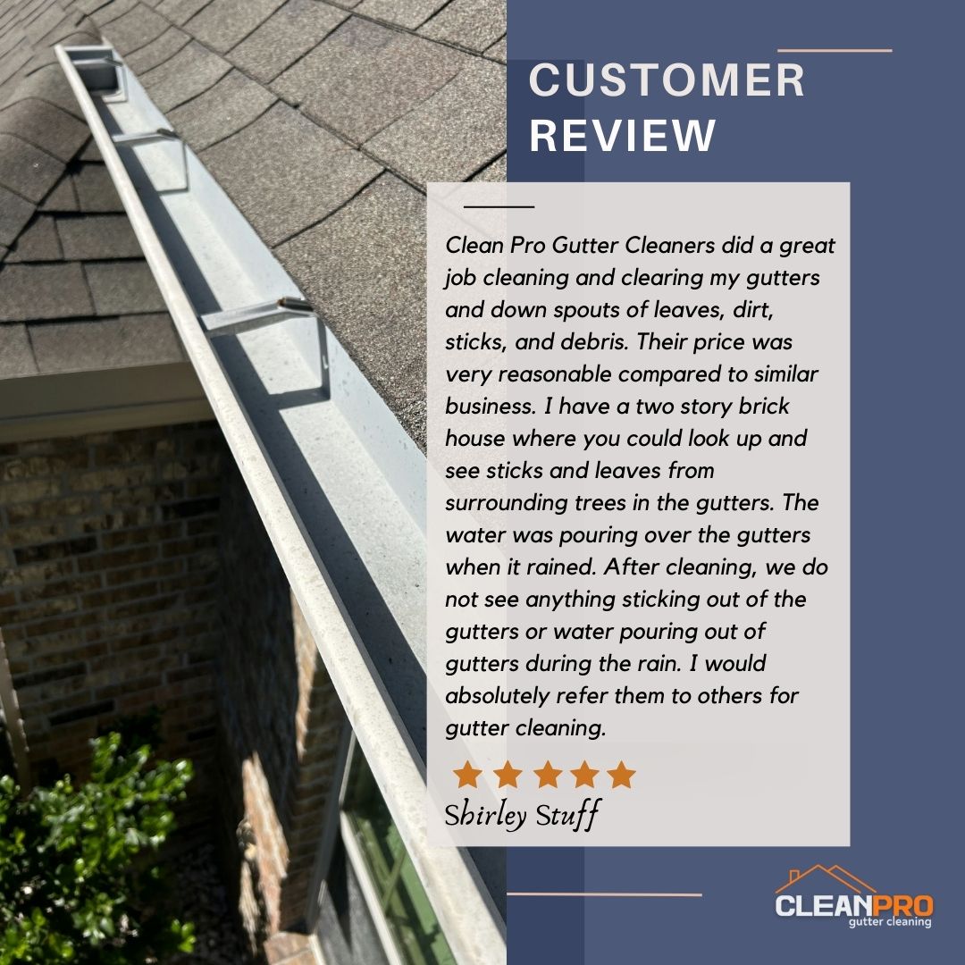 Shirley from Columbus, OH gives us a 5 star review for a recent gutter cleaning service.