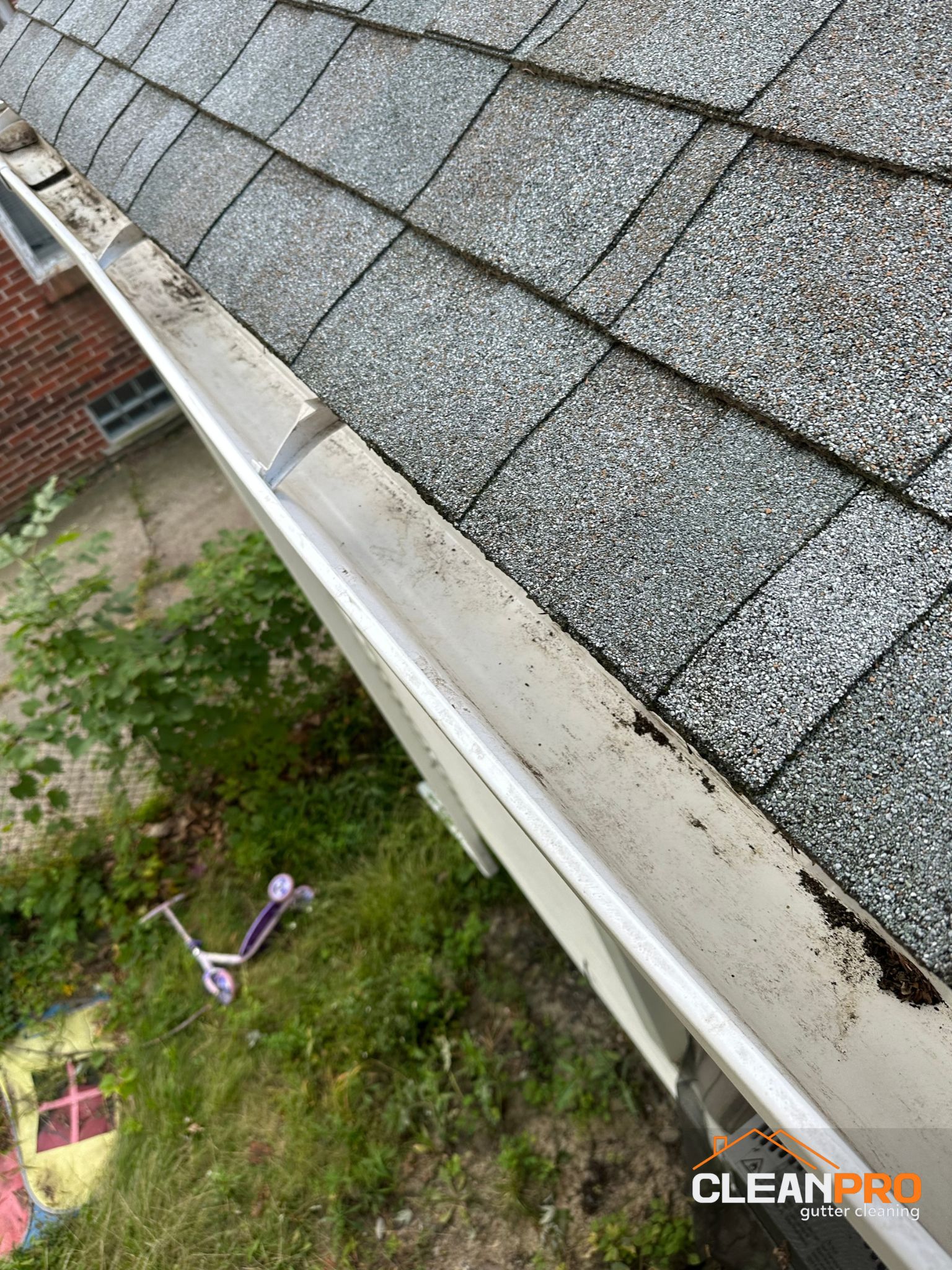 Top Notch Gutter Cleaning Service in Ann Arbor