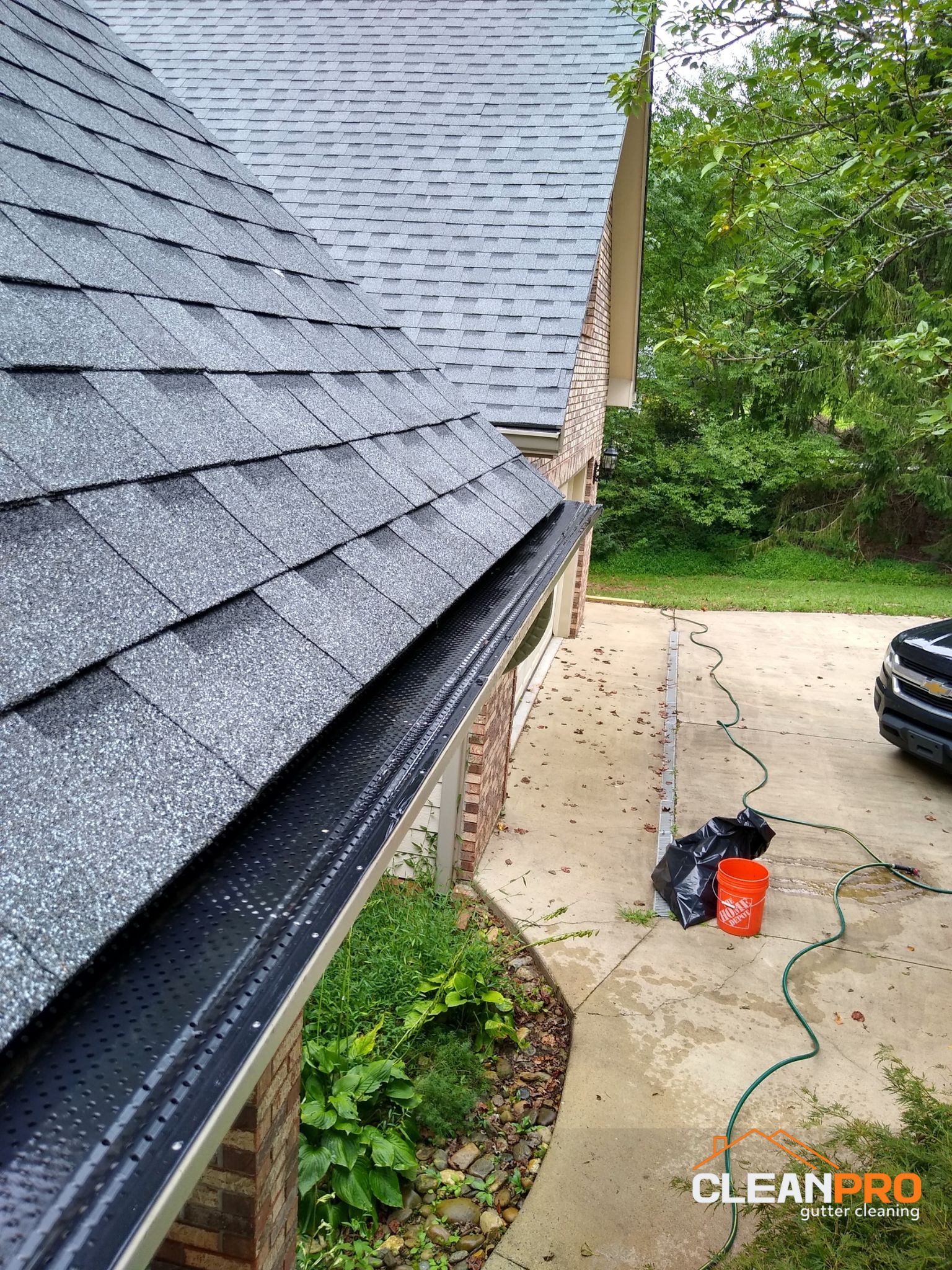 Top Notch Gutter Cleaning Service in Cheasapeake