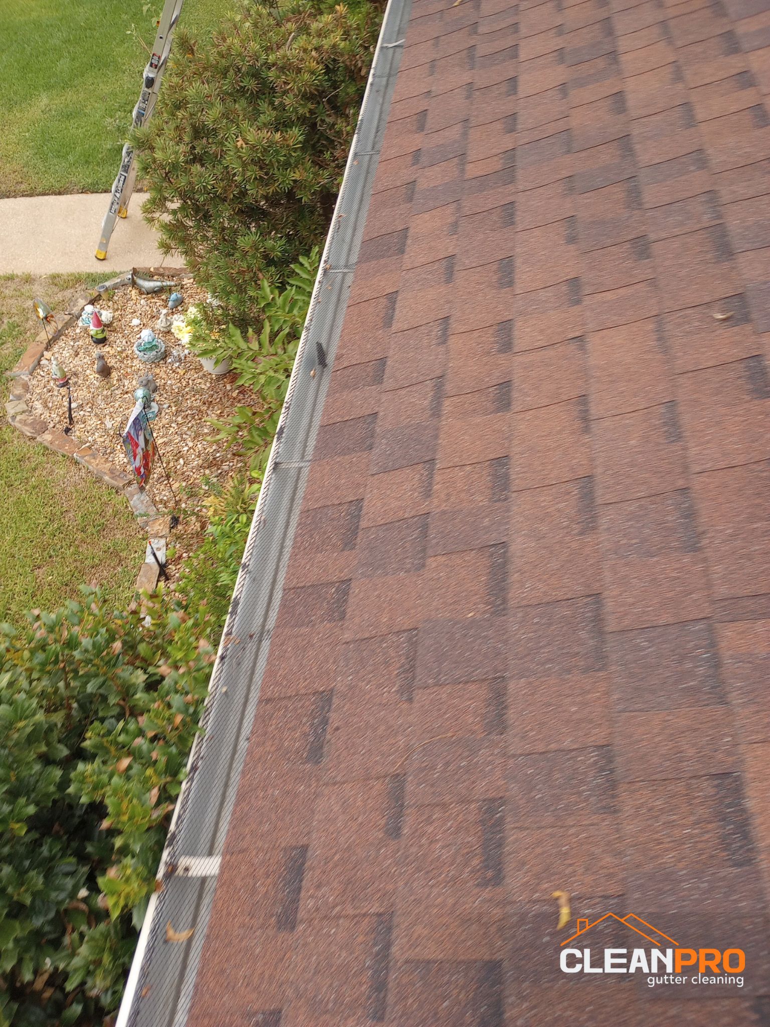 Top Notch Gutter Cleaning Service in Dallas