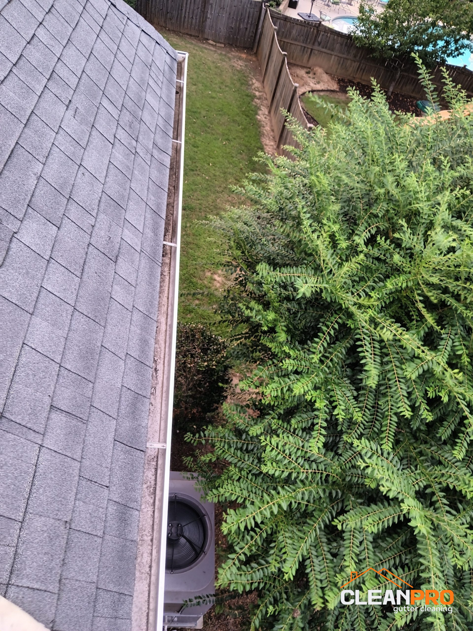 Gutter Cleaning in Boston for Adrian Home