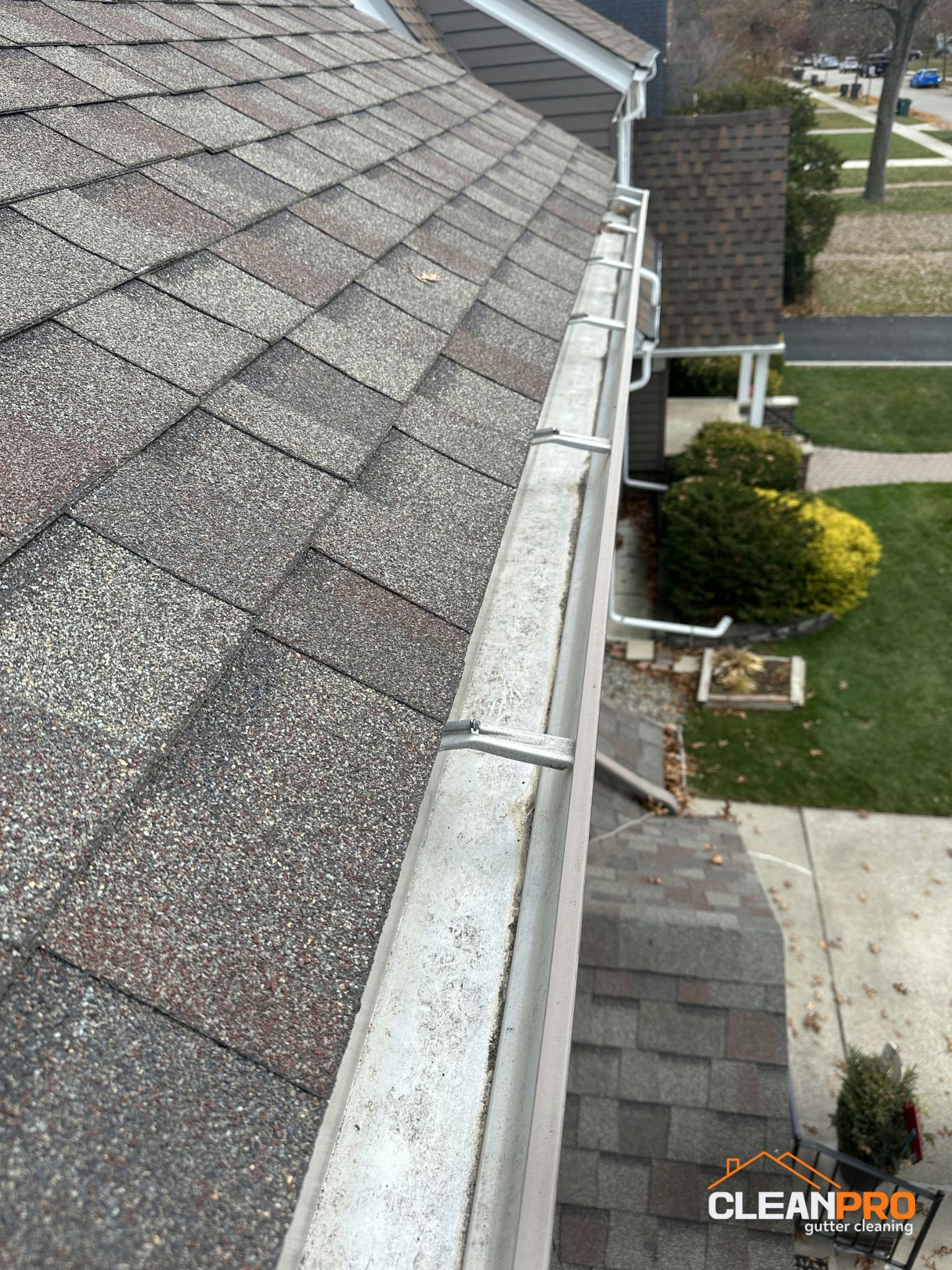 Local Gutter Cleaning in Detroit