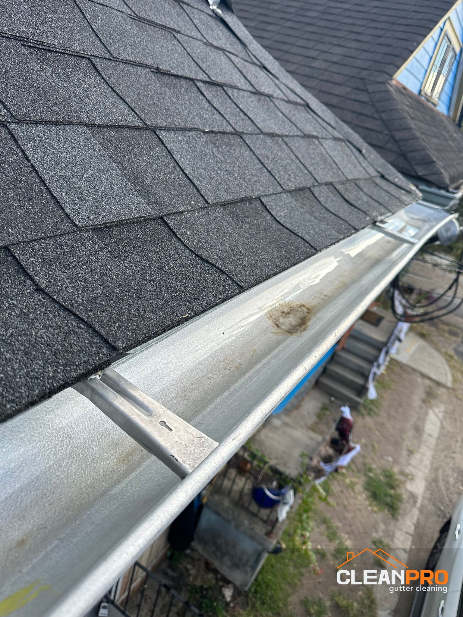 Local Gutter Cleaning in New Orleans