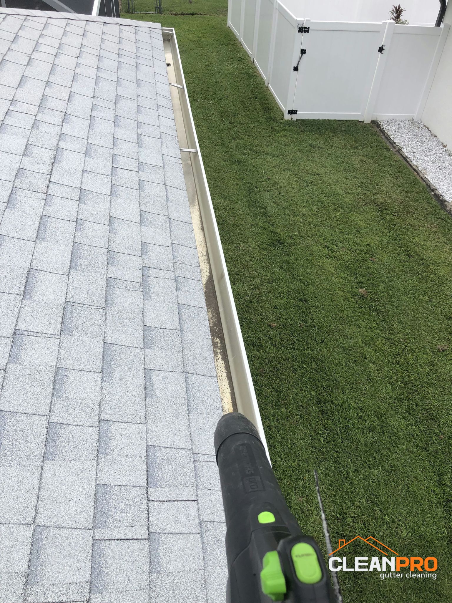 Local Gutter Cleaning in Omaha