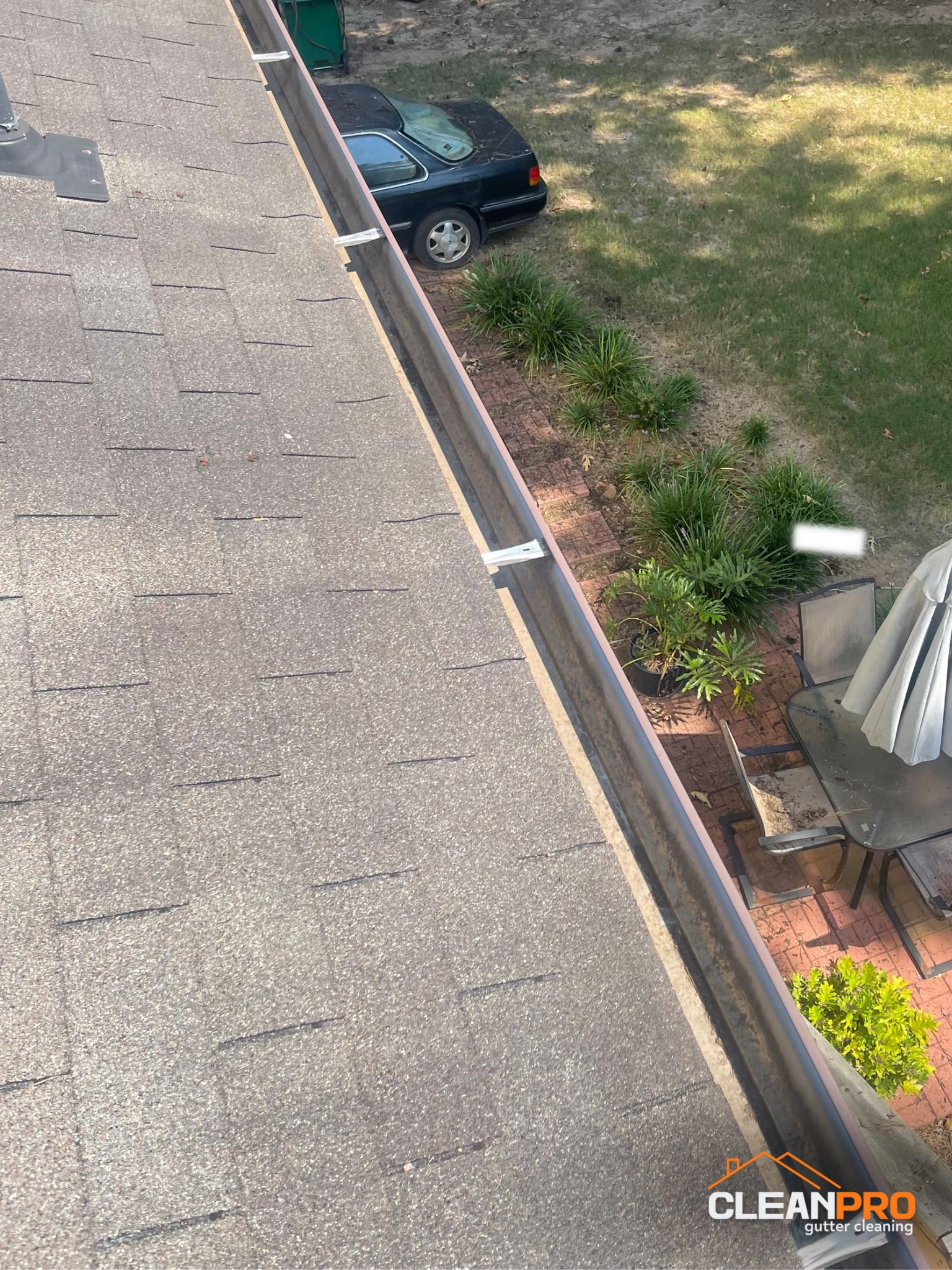 Residential Gutter Cleaning in Dallas TX