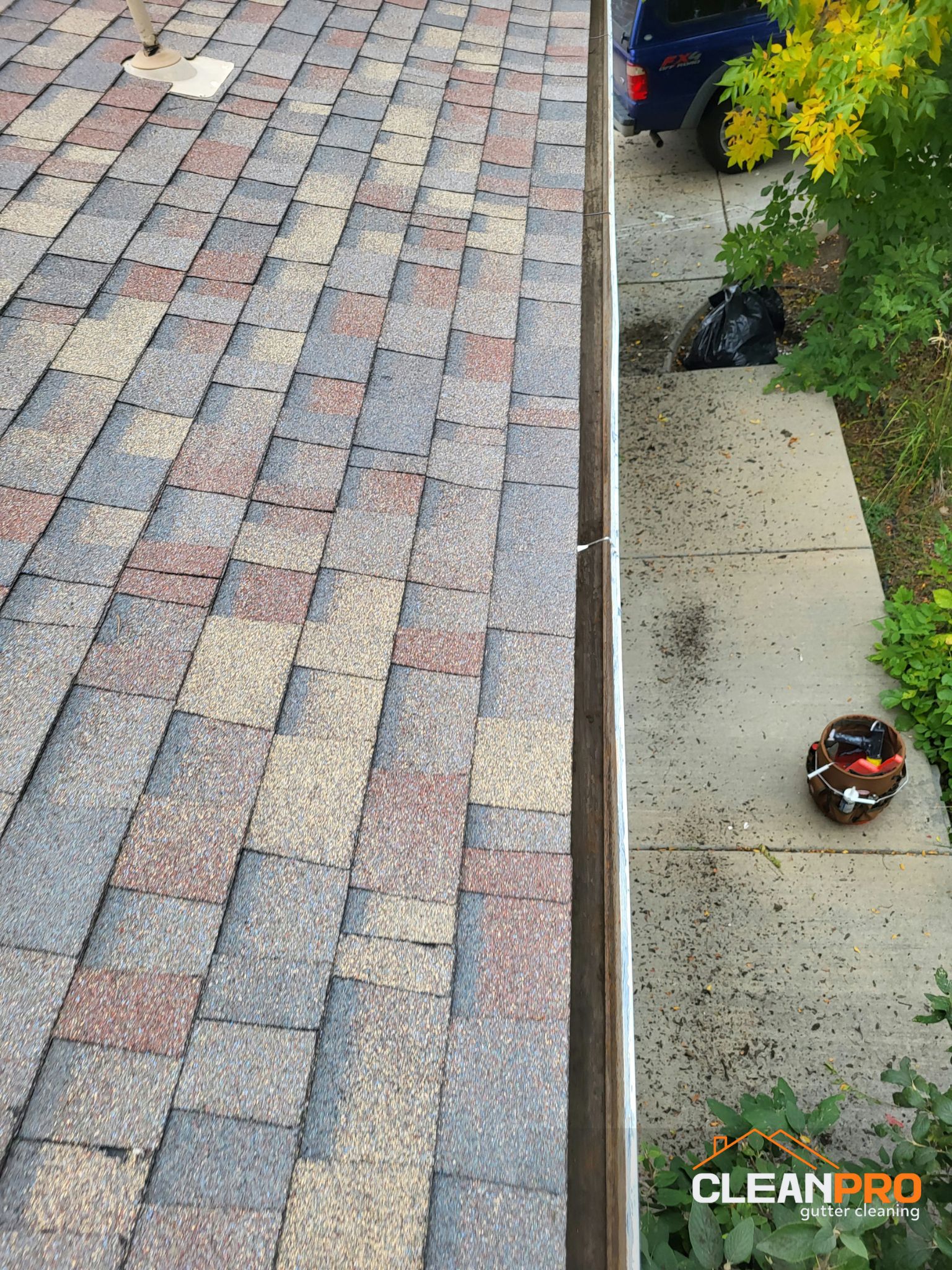 Residential Gutter Cleaning in Milwaukee WI