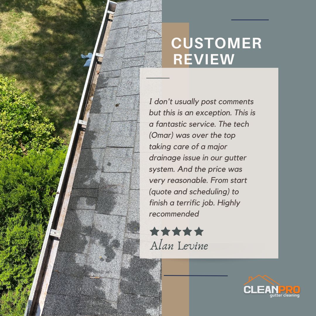 Alan from Charleston, SC gives us a 5 star review for a recent gutter cleaning service.