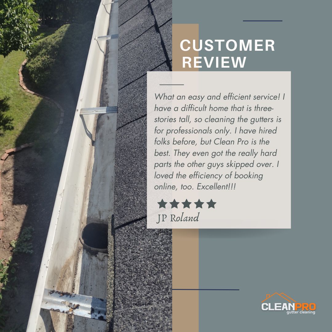 JP from Minneapolis, MN gives us a 5 star review for a recent gutter cleaning service.