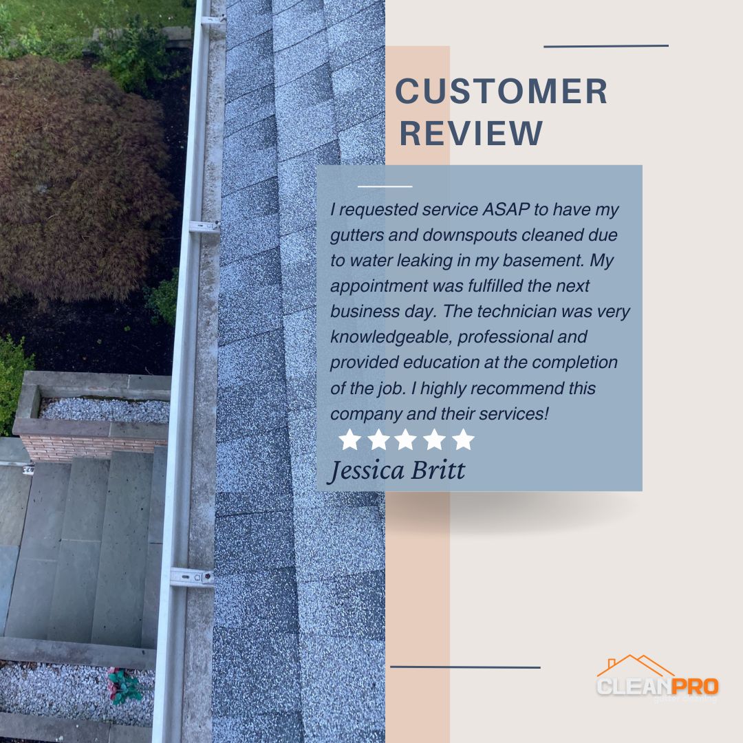 Jessica in Milwaukee, WI gives us a 5 star review for a recent gutter cleaning service.