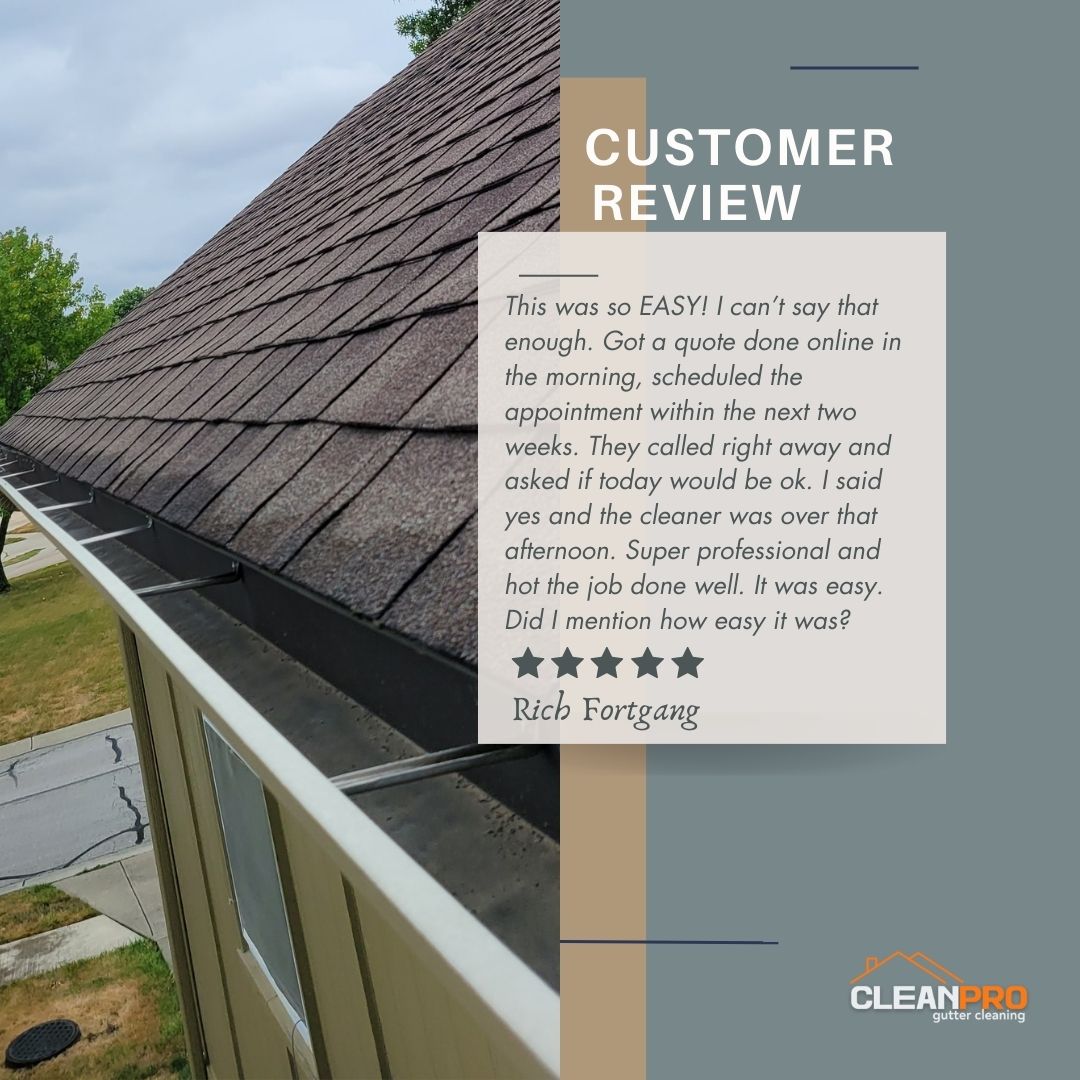 Rich in Marietta, GA gives us a 5 star review for a recent gutter cleaning service.