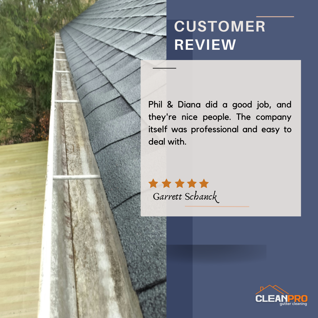 Garrett From St Louis MO, gives us a 5 star review for a recent gutter cleaning service.