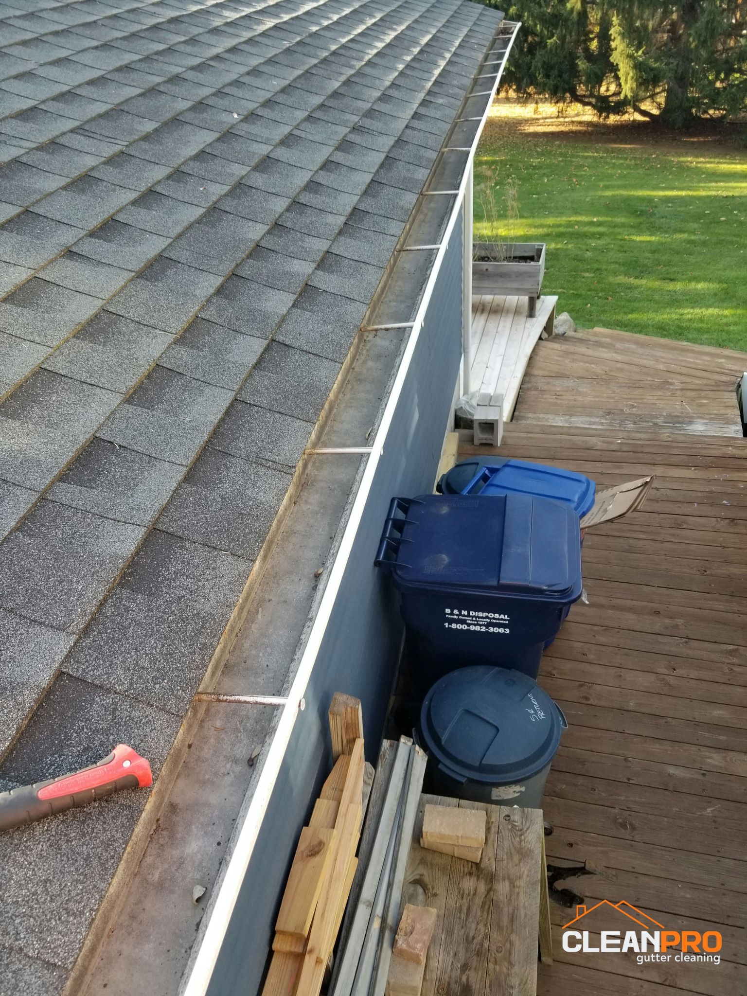 Residential Gutter Cleaning in Lawrence, KS