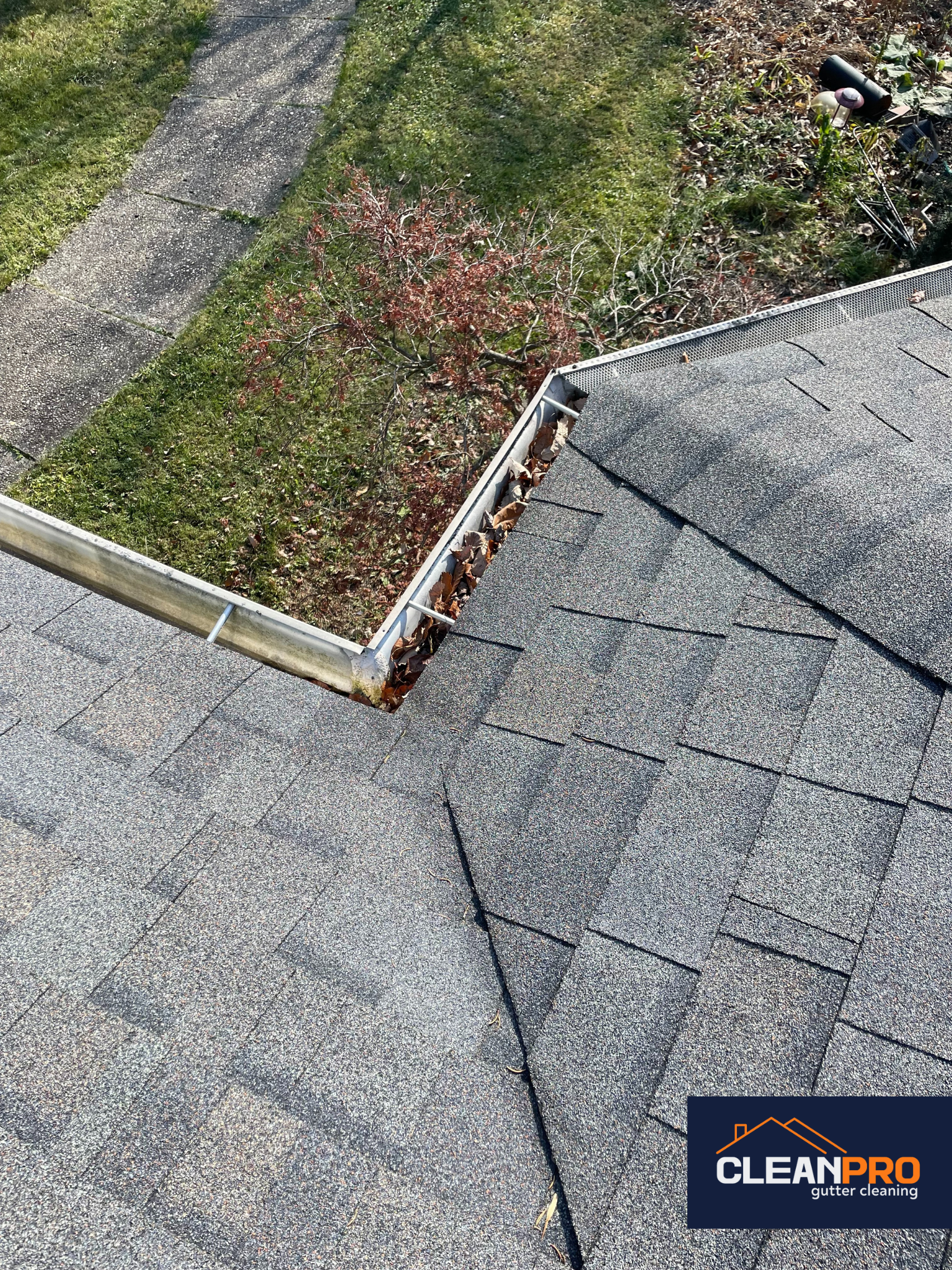Residential Gutter Cleaning in St Paul, MN