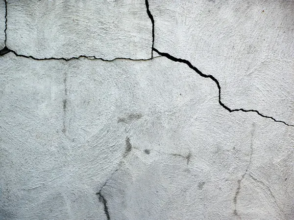 9 Causes of Foundation Cracks